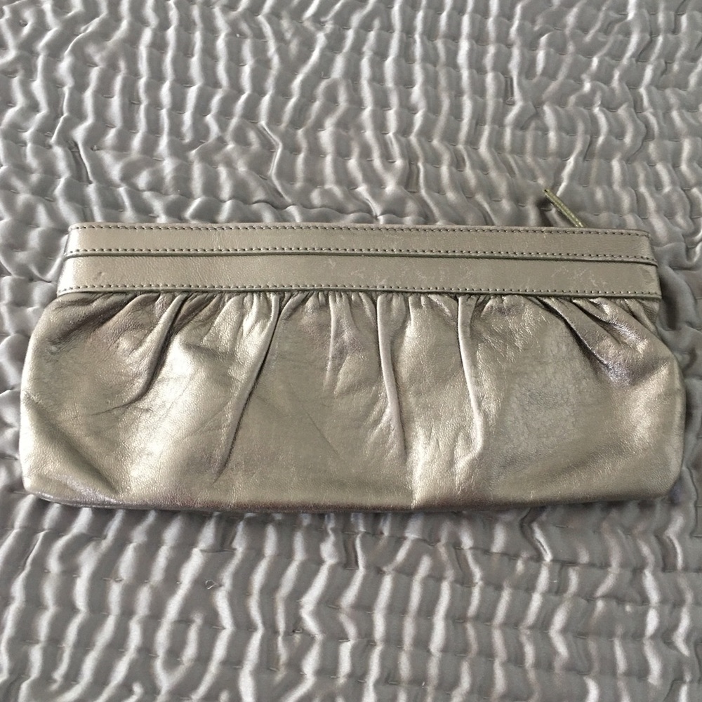Silver clutch